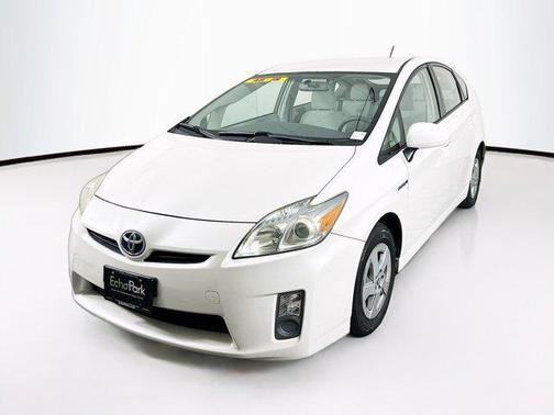 2010 Toyota Prius III
