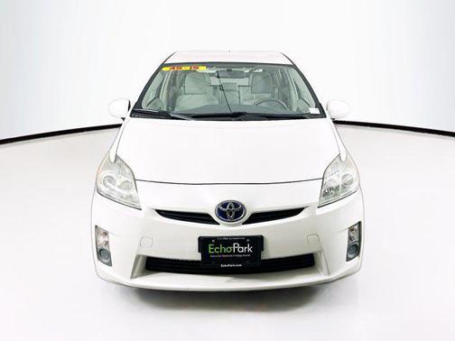 2010 Toyota Prius III