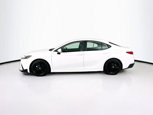 Ice Cap 2025 Toyota Camry SE