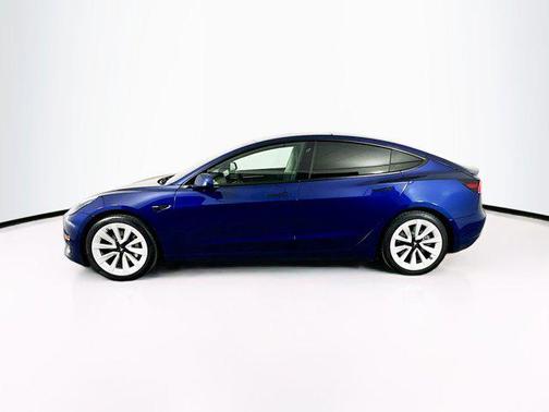 2022 Tesla Model 3 Standard Range