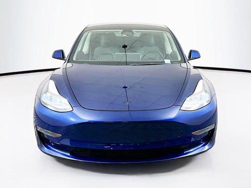 2022 Tesla Model 3 Standard Range