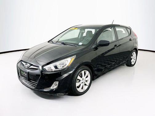 2012 Hyundai Accent SE
