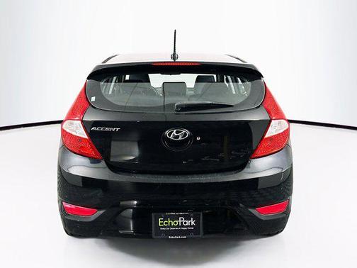 2012 Hyundai Accent SE