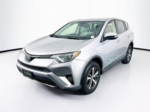 Silver Sky Metallic 2018 Toyota RAV4 XLE