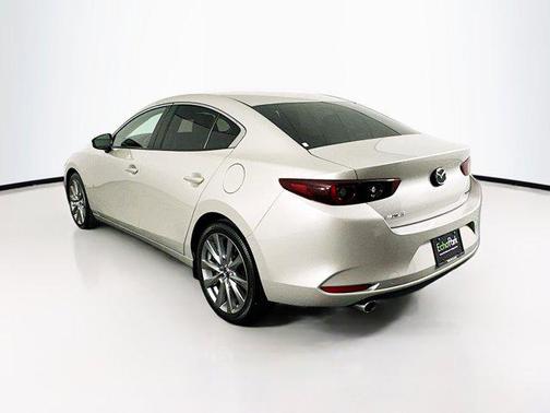 2023 Mazda Mazda3 FWD w/Preferred Package