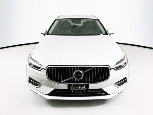 2021 Volvo XC60 Recharge Plug-In Hybrid T8 Inscription Expression