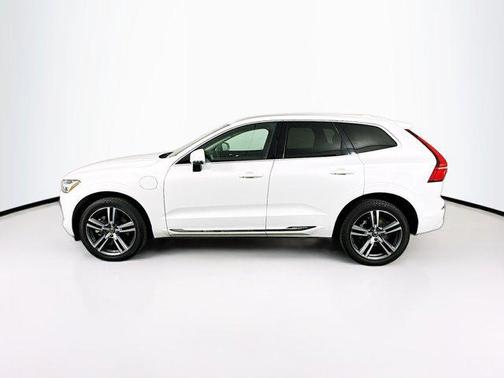 2021 Volvo XC60 Recharge Plug-In Hybrid T8 Inscription Expression