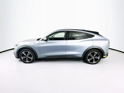 2022 Ford Mustang Mach-E Select