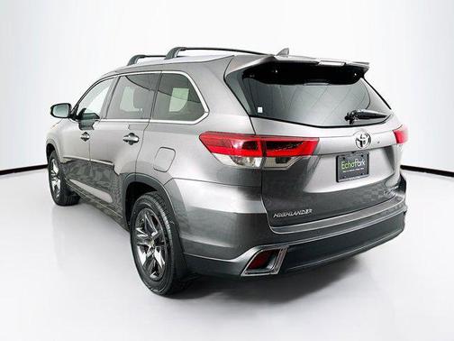2018 Toyota Highlander Limited Platinum