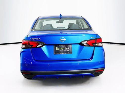 2023 Nissan Versa 1.6 SV