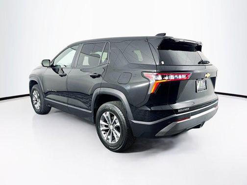 Mosaic Black Metallic 2025 Chevrolet Equinox 1LT