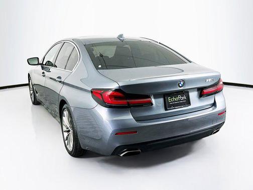 2022 BMW 530 i