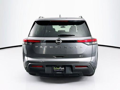 2024 Nissan Pathfinder SV FWD