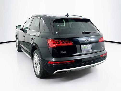 2018 Audi Q5 2.0T Premium Plus
