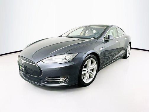 2015 Tesla Model S 70D