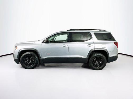 2023 GMC Acadia AWD AT4
