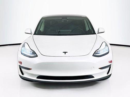 Pearl White Multi-Coat 2020 Tesla Model 3 Standard Range Plus