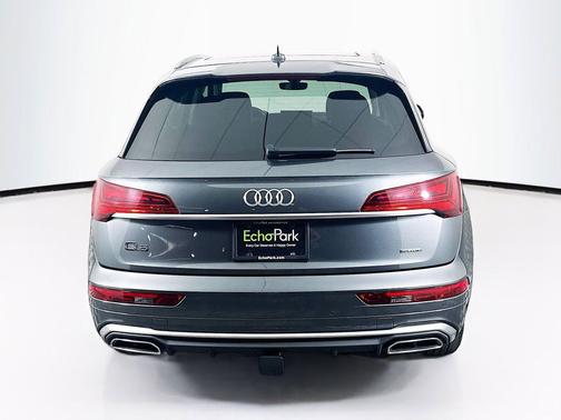 Daytona Gray Pearl Effect 2023 Audi Q5 45 S line Premium Plus