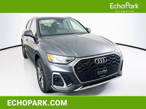 Daytona Gray Pearl Effect 2023 Audi Q5 45 S line Premium Plus