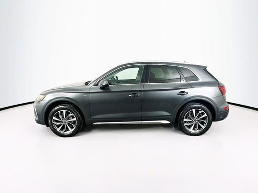 Daytona Gray Pearl Effect 2023 Audi Q5 45 S line Premium Plus