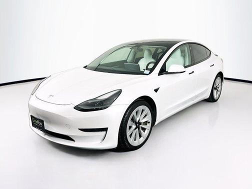 2021 Tesla Model 3 Standard Range Plus
