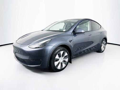 2023 Tesla Model Y RWD
