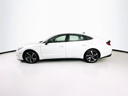 Quartz White 2021 Hyundai SONATA SEL Plus