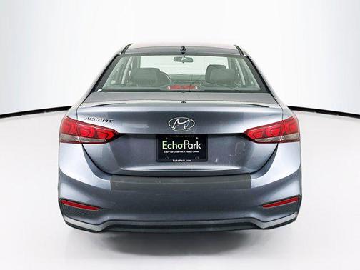 2020 Hyundai Accent SE