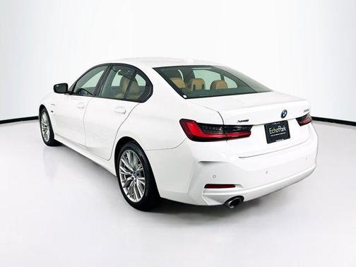 2023 BMW 330e xDrive