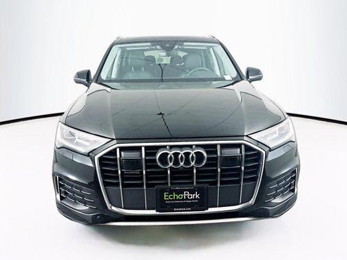 Mythos Black Metallic 2023 Audi Q7 45 Premium Plus