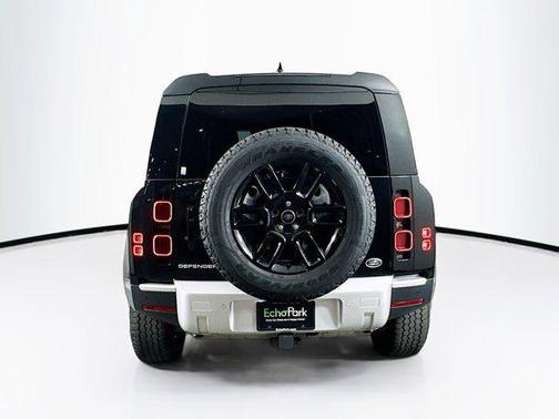 2023 Land Rover Defender 110 Standard