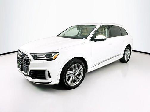 2022 Audi Q7 55 Prestige