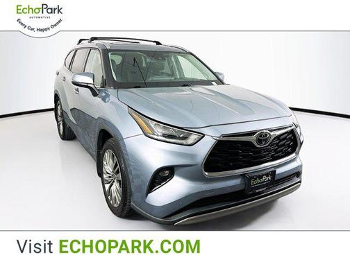 2022 Toyota Highlander Platinum
