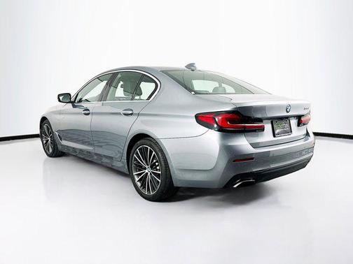 2023 BMW 530 i