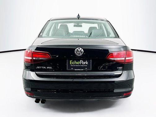 2017 Volkswagen Jetta 1.8T SEL