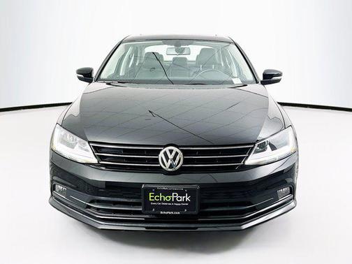 2017 Volkswagen Jetta 1.8T SEL