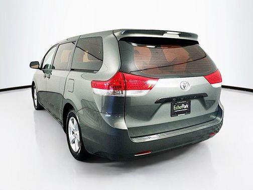 2014 Toyota Sienna L