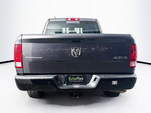 Granite Crystal Metallic Clearcoat 2016 RAM 1500 Outdoorsman