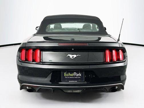 2017 Ford Mustang EcoBoost Premium