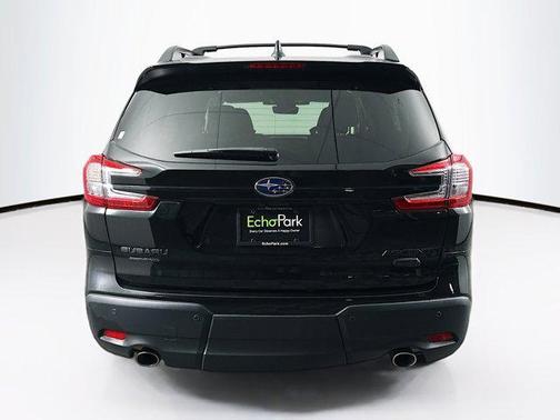 Crystal Black Silica 2024 Subaru Ascent Onyx Edition 7-Passenger