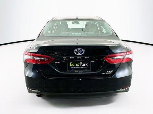 2023 Toyota Camry Hybrid XLE