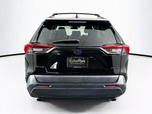 2021 Toyota RAV4 Hybrid XLE Premium