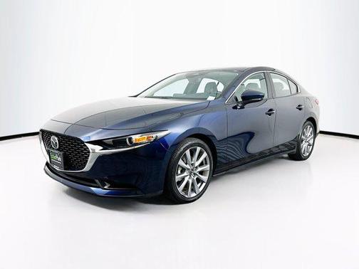 2025 Mazda Mazda3 FWD w/Preferred Package