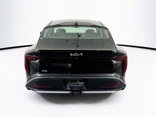 Aurora Black Pearl 2025 Kia K4 LXS