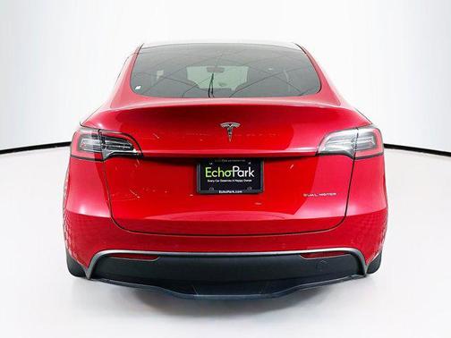 2022 Tesla Model Y Long Range Dual Motor All-Wheel Drive