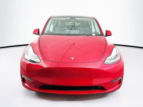 2022 Tesla Model Y Long Range Dual Motor All-Wheel Drive