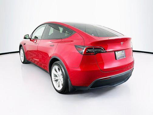 2022 Tesla Model Y Long Range Dual Motor All-Wheel Drive