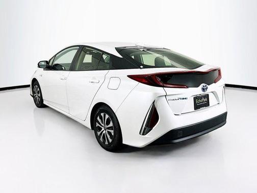 2021 Toyota Prius Prime LE