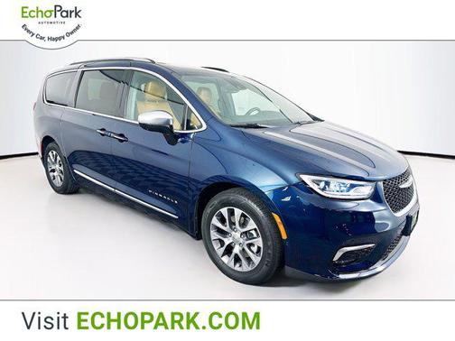 2023 Chrysler Pacifica L