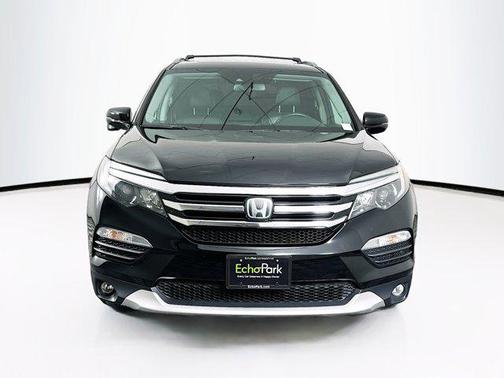 Crystal Black Pearl 2017 Honda Pilot Touring